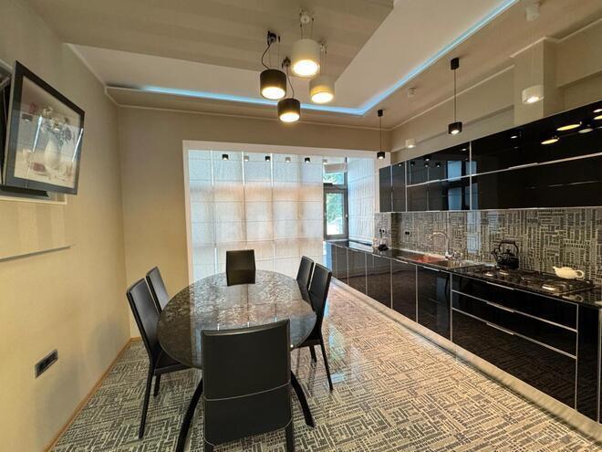 Satılır 2 otaqlı köhnə tikili 70 m², Sahil m., photo 17 from 30