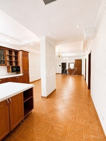 İcarəyə verilir 5 otaqlı ofis 175 m², 28 May m., photo 5 from 12