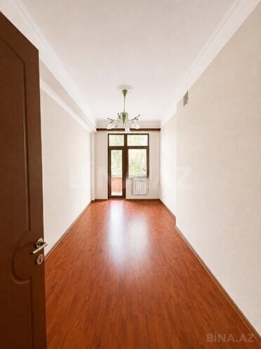 İcarəyə verilir 5 otaqlı ofis 175 m², 28 May m., photo 4 from 12