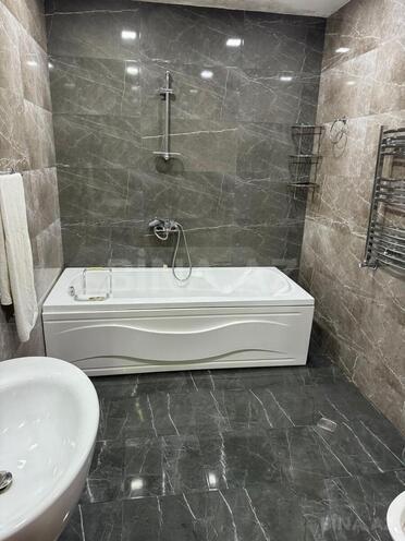 Сдаётся 3-комн. новостройка 140 м², м. Элмляр Академиясы, photo 24 from 29
