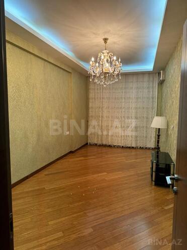 Сдаётся 3-комн. новостройка 140 м², м. Элмляр Академиясы, photo 18 from 29