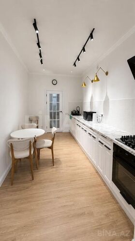 İcarəyə verilir 2 otaqlı yeni tikili 70 m², Dərnəgül m., photo 9 from 13