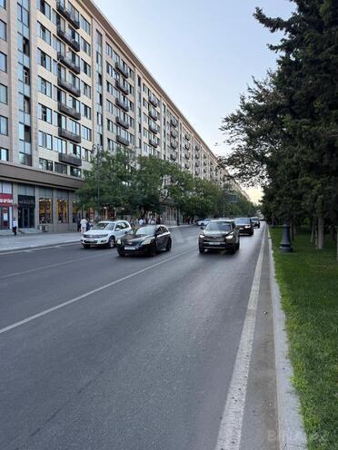 Satılır 2 otaqlı köhnə tikili 65 m², Gənclik m., photo 3 from 25