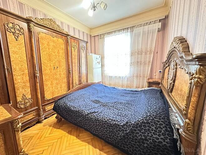 Satılır 2 otaqlı köhnə tikili 90 m², 28 May m., photo 10 from 16