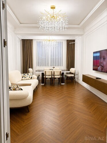 Продаётся 3-комн. новостройка 118 м², м. Гянджлик, photo 1 from 12