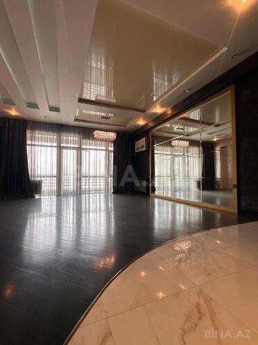 Satılır 4 otaqlı yeni tikili 210 m², 28 May m., photo 1 from 26