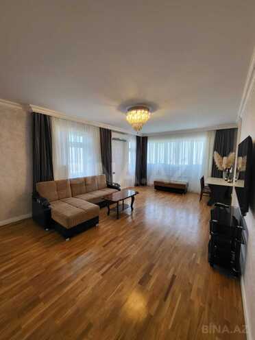 Сдаётся 2-комн. новостройка 80 м², м. Ичеришехер, photo 3 from 10