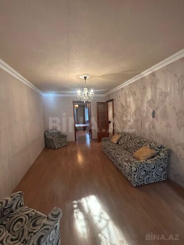 Продаётся 3-комн. вторичка 70 м², м. Иншаатчылар, photo 4 from 26