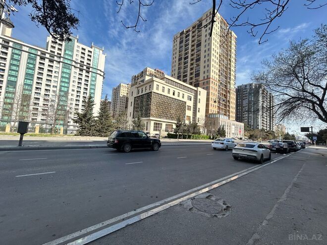 Продаётся 3-комн. вторичка 70 м², м. Иншаатчылар, photo 24 from 26
