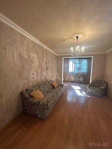 Продаётся 3-комн. вторичка 70 м², м. Иншаатчылар, photo 3 from 26