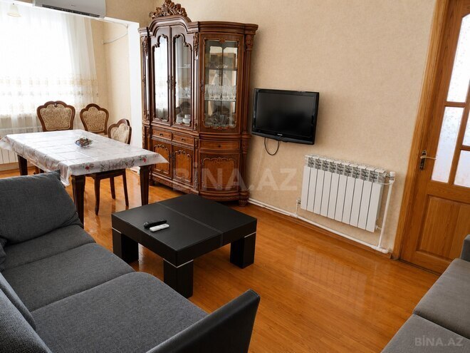 Satılır 2 otaqlı köhnə tikili 70 m², Əhmədli m., photo 3 from 15