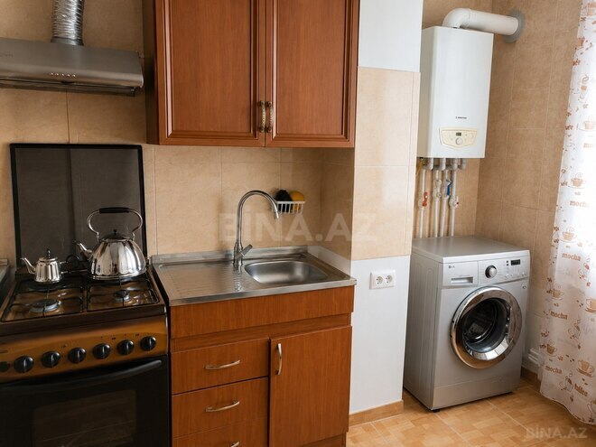 Satılır 2 otaqlı köhnə tikili 70 m², Əhmədli m., photo 6 from 15