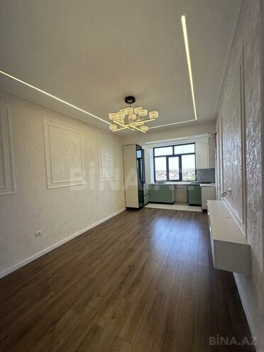 Продаётся 2-комн. новостройка 62 м², м. Нефтчиляр, photo 1 from 9