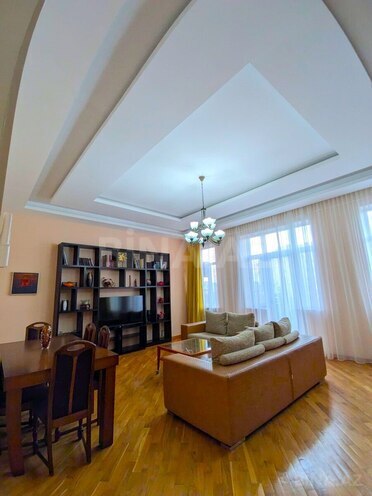 İcarəyə verilir 4 otaqlı köhnə tikili 135 m², İçəri Şəhər m., photo 3 from 28