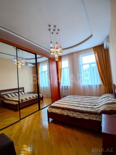 İcarəyə verilir 4 otaqlı köhnə tikili 135 m², İçəri Şəhər m., photo 21 from 28