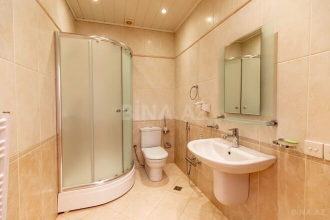 Продаётся 4-комн. вторичка 156 м², м. Ичеришехер, photo 7 from 11