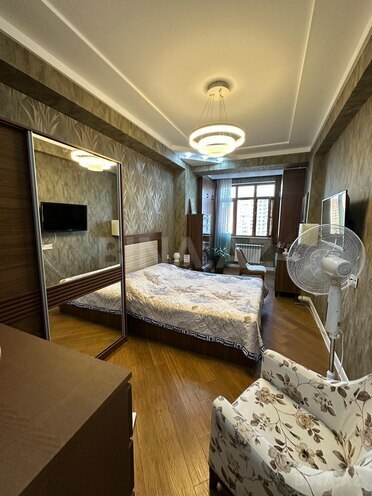 Satılır 2 otaqlı yeni tikili 80 m², İnşaatçılar m., photo 7 from 18