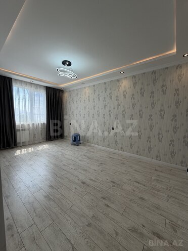Satılır 3 otaqlı köhnə tikili 75 m², 8 Noyabr m., photo 1 from 13