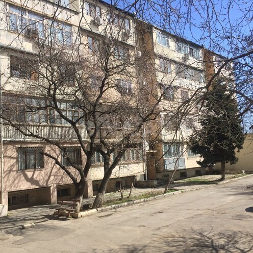 Satılır 3 otaqlı köhnə tikili 76 m², 28 May m., photo 1 from 23