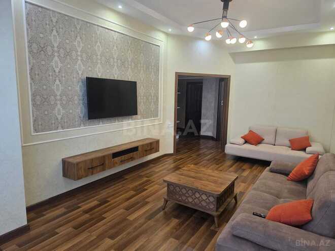Продаётся 3-комн. новостройка 85 м², м. Нефтчиляр, photo 4 from 14