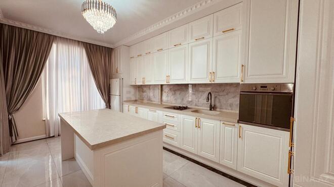 Satılır 4 otaqlı yeni tikili 215 m², Nizami m., photo 1 from 20