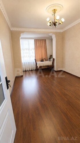 Продаётся 3-комн. вторичка 60 м², м. Ази Асланов, photo 4 from 7