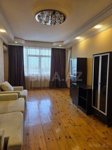 Сдаётся 3-комн. новостройка 97 м², м. Ази Асланов, photo 3 from 10