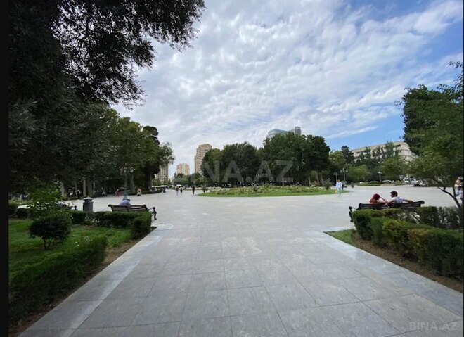 Satılır 3 otaqlı köhnə tikili 80 m², 28 May m., photo 1 from 26
