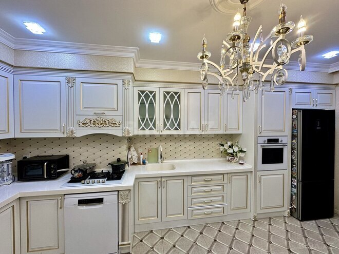 Продаётся 3-комн. новостройка 126 м², м. Нефтчиляр, photo 8 from 30