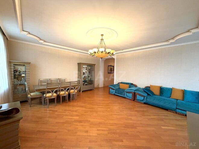 Продаётся 4-комн. новостройка 186 м², м. 8 ноября, photo 3 from 18