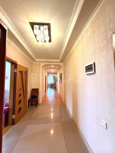 Продаётся 4-комн. новостройка 186 м², м. 8 ноября, photo 8 from 18