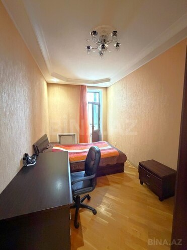 Продаётся 4-комн. новостройка 186 м², м. 8 ноября, photo 13 from 18