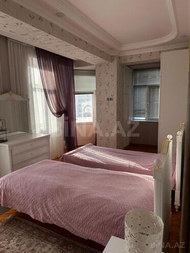 Сдаётся 4-комн. новостройка 130 м², м. Низами, photo 9 from 15
