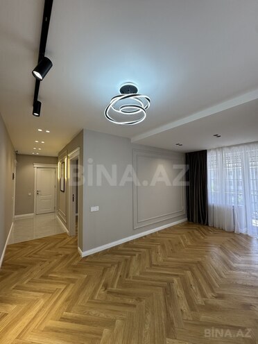 Satılır 2 otaqlı köhnə tikili 45 m², Elmlər Akademiyası m., photo 1 from 12