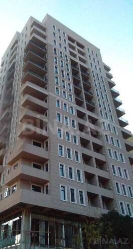 Satılır 4 otaqlı yeni tikili 235 m², 28 May m., photo 4 from 6