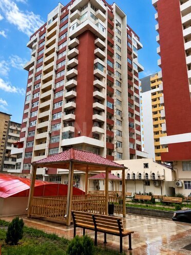 Продаётся 2-комн. новостройка 98 м², м. Кара Караев, photo 1 from 18