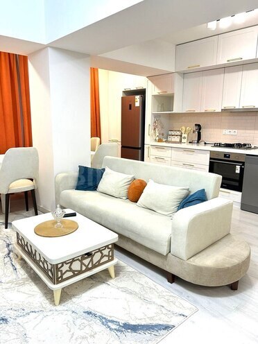 İcarəyə verilir 2 otaqlı köhnə tikili 70 m², Nərimanov r., photo 1 from 24