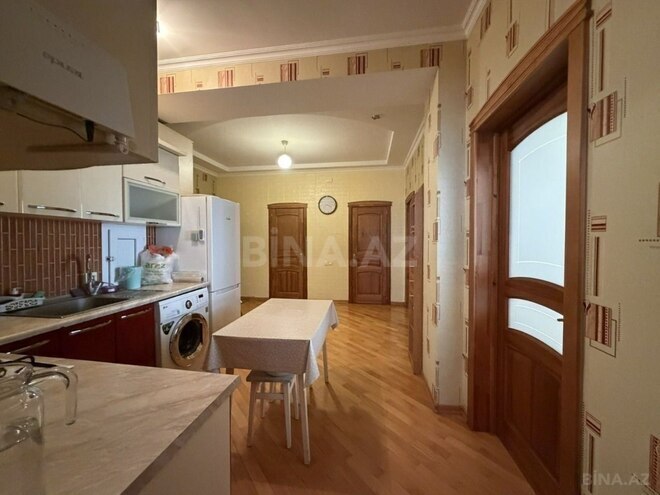 Продаётся 3-комн. новостройка 94 м², м. Ази Асланов, photo 1 from 17