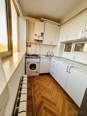 Satılır 2 otaqlı köhnə tikili 60 m², Elmlər Akademiyası m., photo 8 from 14