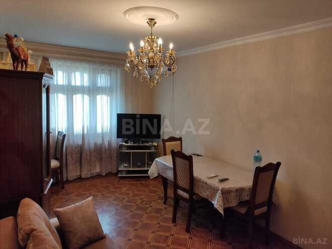 Satılır 3 otaqlı köhnə tikili 90 m², Xalqlar Dostluğu m., photo 3 from 17