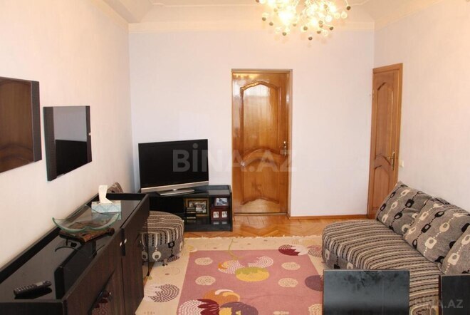 İcarəyə verilir 3 otaqlı köhnə tikili 75 m², Həzi Aslanov m., photo 1 from 17