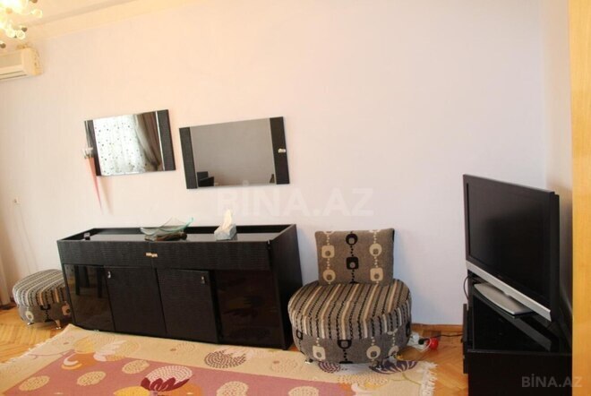 İcarəyə verilir 3 otaqlı köhnə tikili 75 m², Həzi Aslanov m., photo 3 from 17