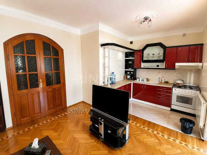 Satılır 5 otaqlı köhnə tikili 165 m², Nəsimi r., photo 28 from 32