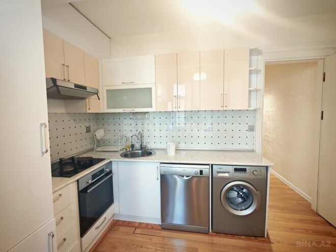 İcarəyə verilir 2 otaqlı yeni tikili 80 m², İnşaatçılar m., photo 8 from 14
