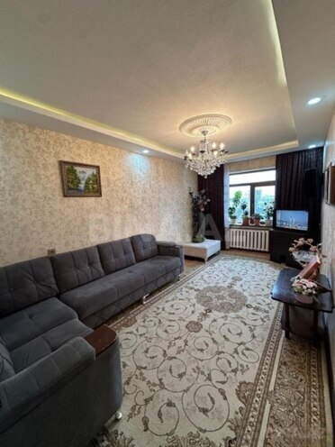 Продаётся 3-комн. вторичка 86 м², пос. Бакиханова, photo 1 from 13