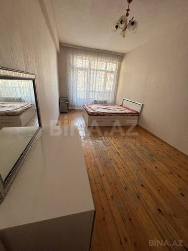 Сдаётся 2-комн. новостройка 60 м², м. Иншаатчылар, photo 1 from 10