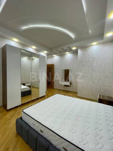 Сдаётся 4-комн. новостройка 220 м², м. 8 ноября, photo 11 from 25