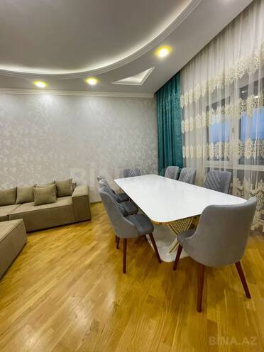 Сдаётся 4-комн. новостройка 220 м², м. 8 ноября, photo 3 from 25