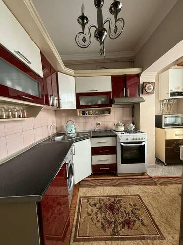 Satılır 3 otaqlı köhnə tikili 75 m², Xalqlar Dostluğu m., photo 14 from 18
