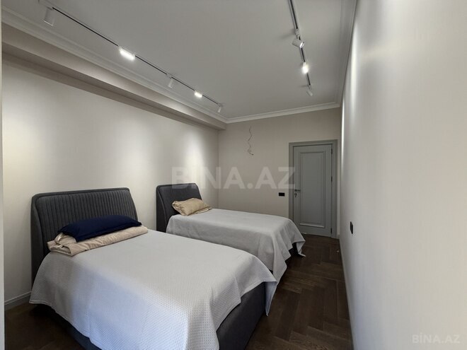 Продаётся 4-комн. новостройка 175 м², Насиминский  р., photo 18 from 32
